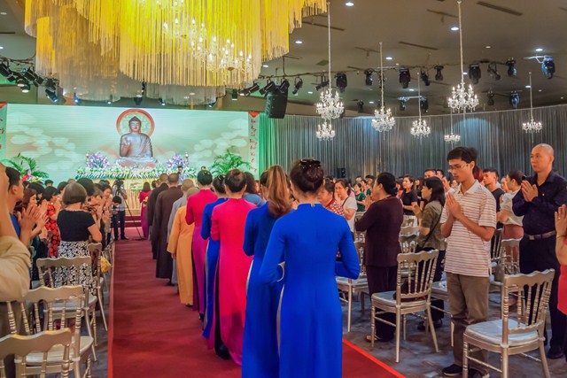 238A3269 453D 4CD2 A97C DC426EBF7289 2403 00000164E044C1A9