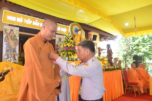 D4BBB3F4 D9D9 4B7F A1D7 C2253CC611E7