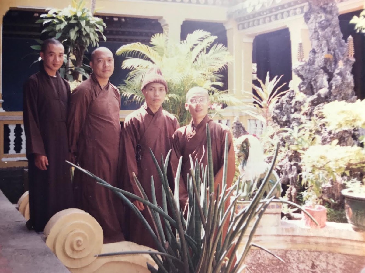 04C00C31 685A 4B13 BEFC 8E7B97932BB8