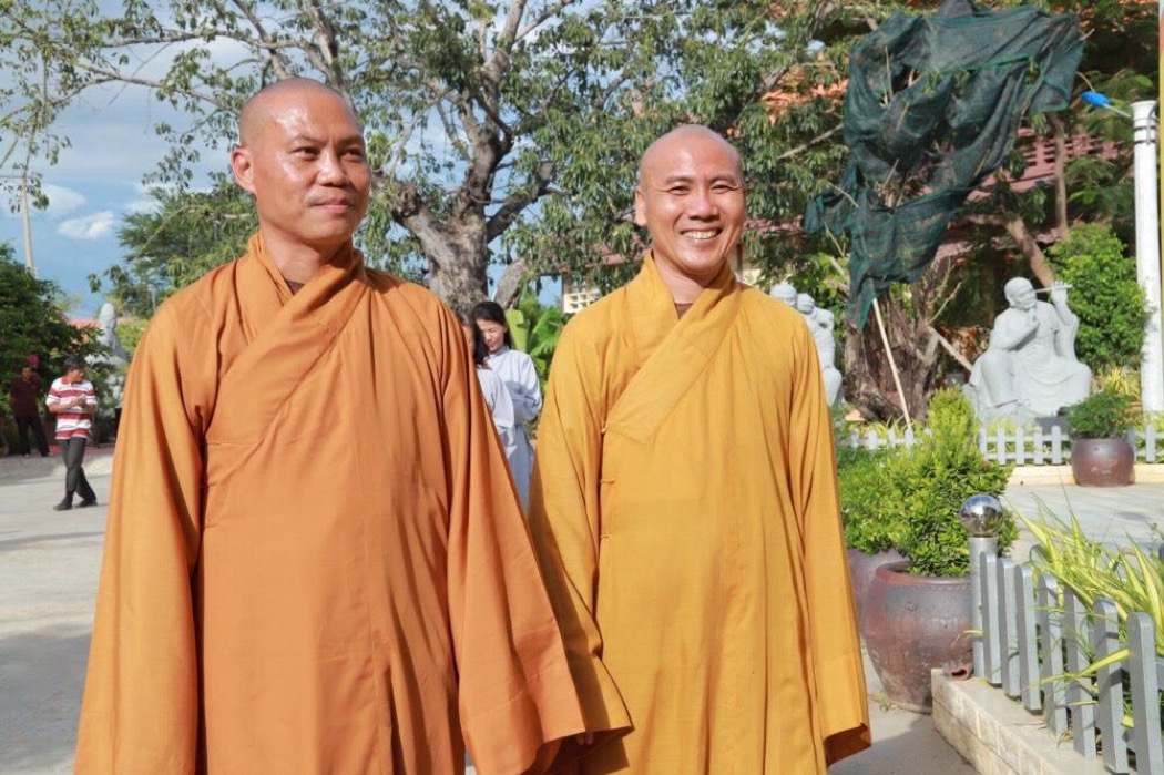 827D25D8 11A6 4420 AFA7 BE7D02737BC0