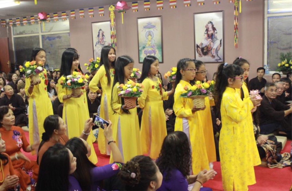 AB321050 4053 48A1 B71B 670BAF907E5B