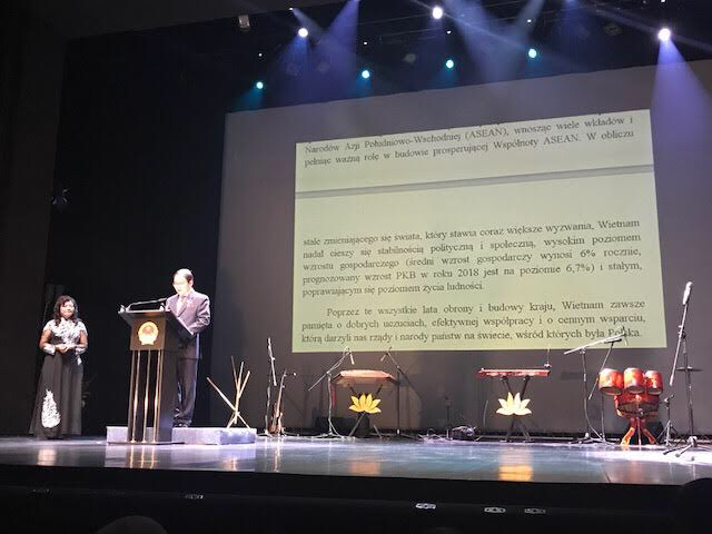 0658895F 35A7 4D67 A79E 5FAD37B13B26