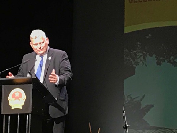 417213FD 9B15 43EF 9D1B 5E77448F3846