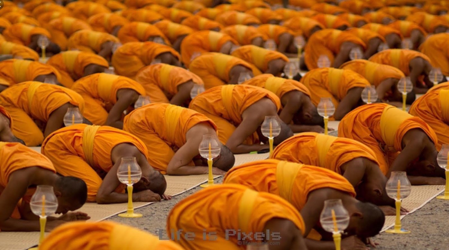 DDC775CF E06E 4797 9301 FE6883D33CFC