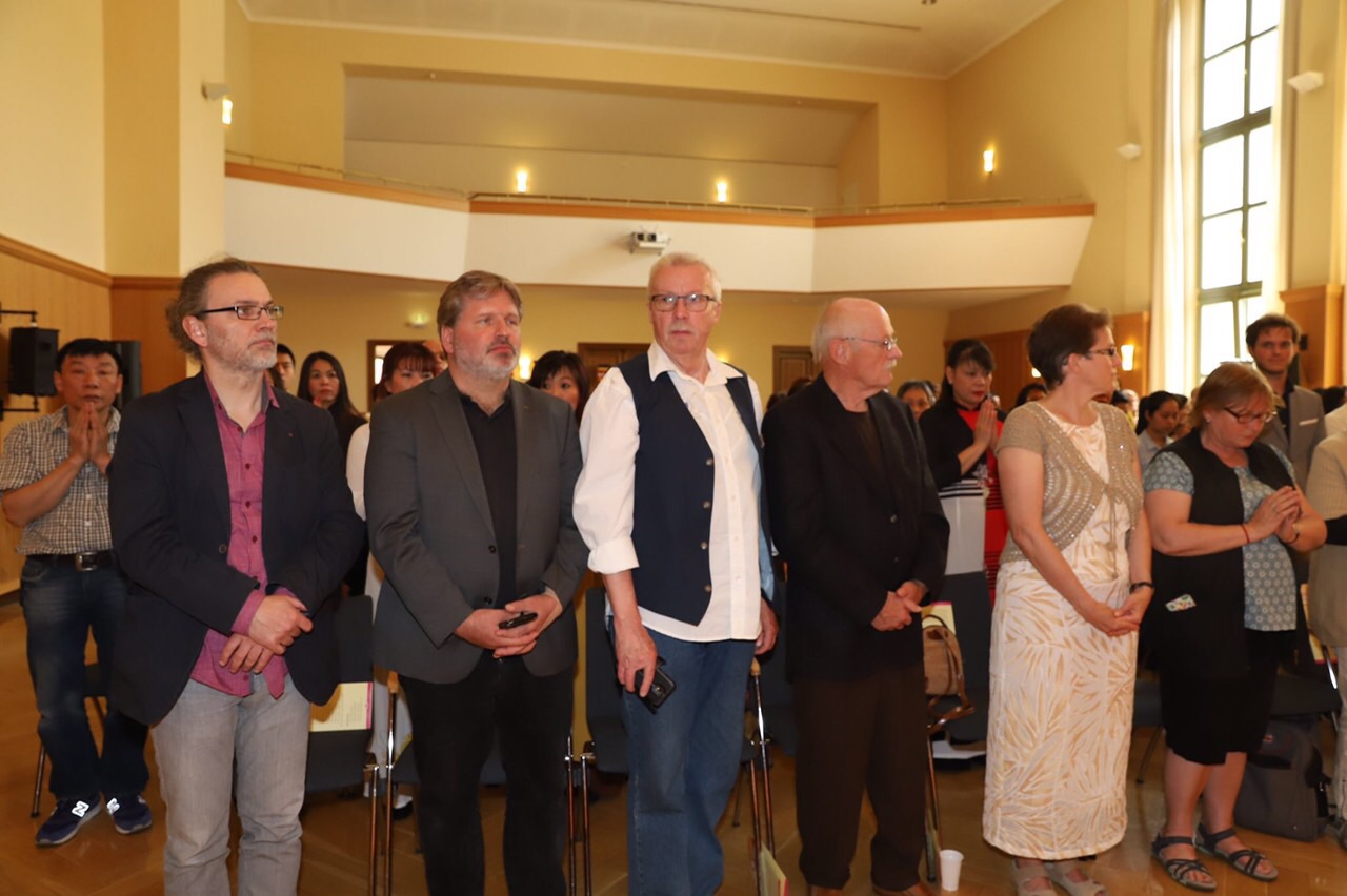 710D4402 3DB6 4C80 8E47 A3FEE41628B7