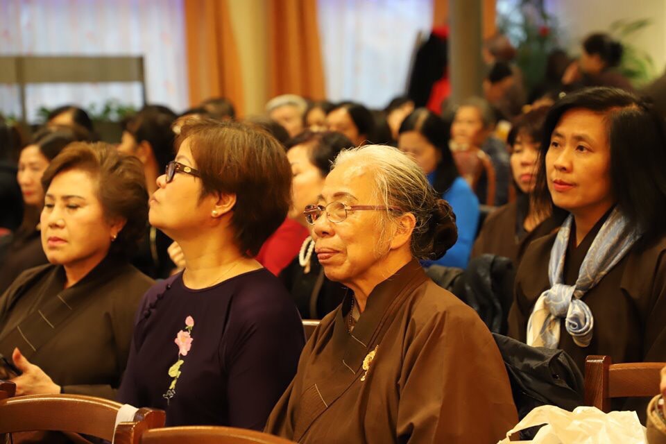 CA9CF9C3 4A75 4E04 8069 F75208E8D223