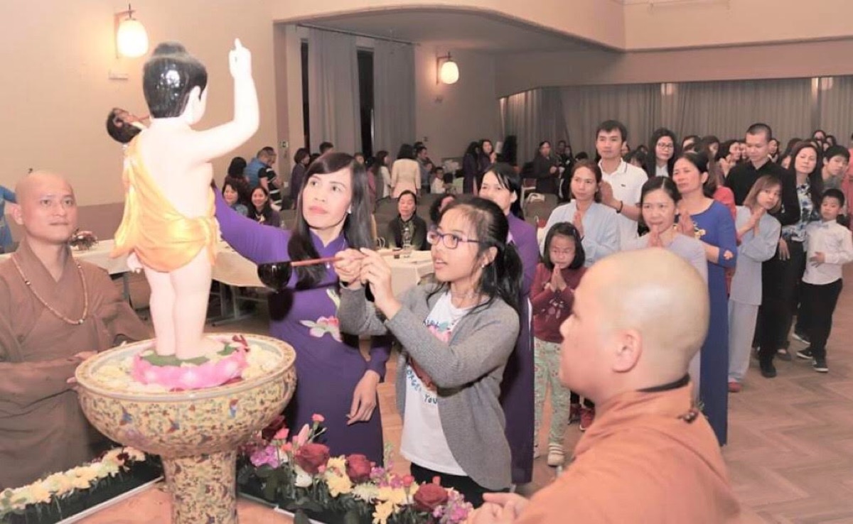 FE9E5615 138C 403D A490 AB07E0ED0502