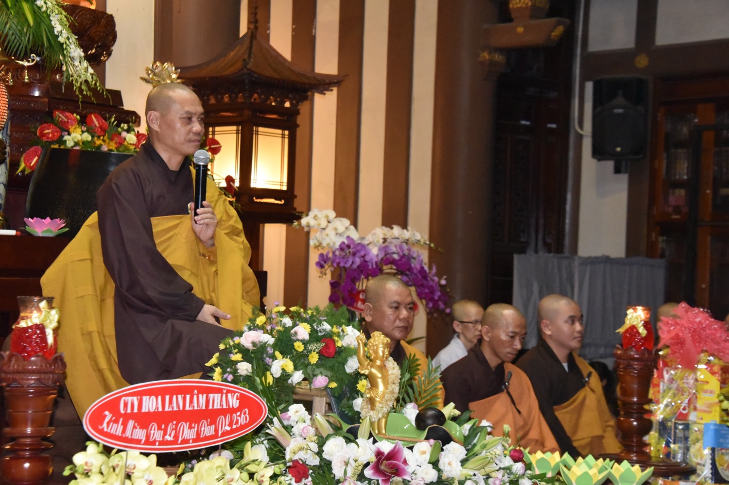 881DC75C 8402 462B 94C8 2D6399E40DDD