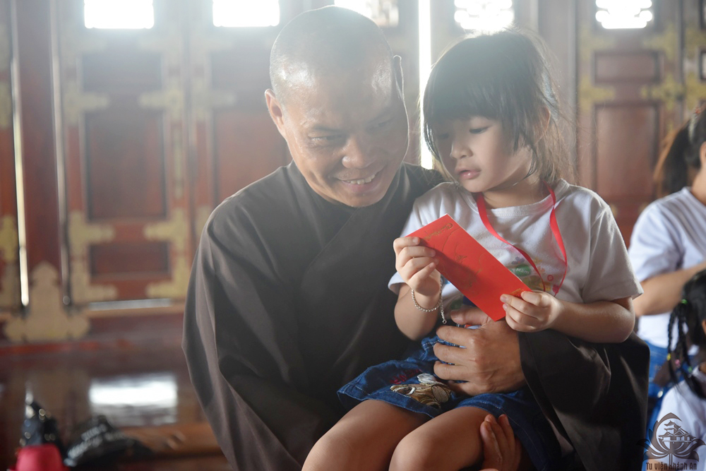 vi no la tinh thuong