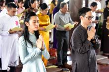 Pháp  thoại “Vượt thoát khổ vui” trong khóa tu Sống Tỉnh Thức lần thứ 54 