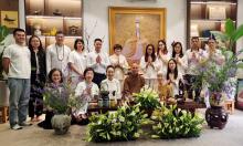 Thầy Trí Chơn giảng pháp tại trà thất Sương Mai