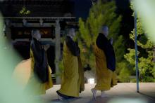 NGUYỆN TRỌN ĐƯỜNG XUẤT SĨ